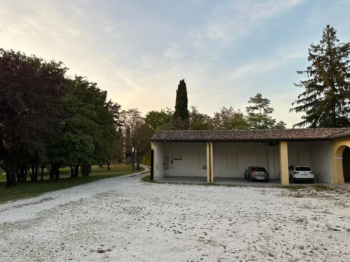 Bed & Breakfast Corte San Lorenzo Bed and Breakfast Desenzano del Garda